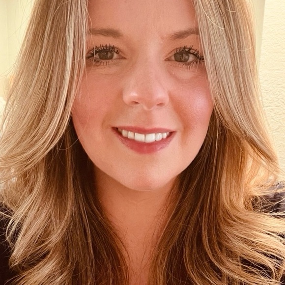 Meet your Posher, Bethany - Picture 1 of 1